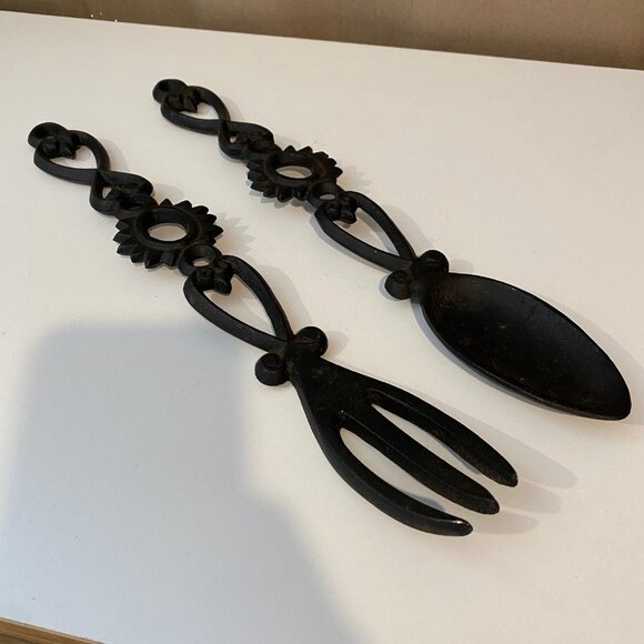 Vintage‎ Wilton Cast Iron Fork & Spoon Wall Decor Set 13” Black Kitchen Art - Picture 4 of 4